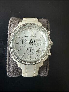 Michael Kors White Ceramic Crystal Bezel Chronograph Watch